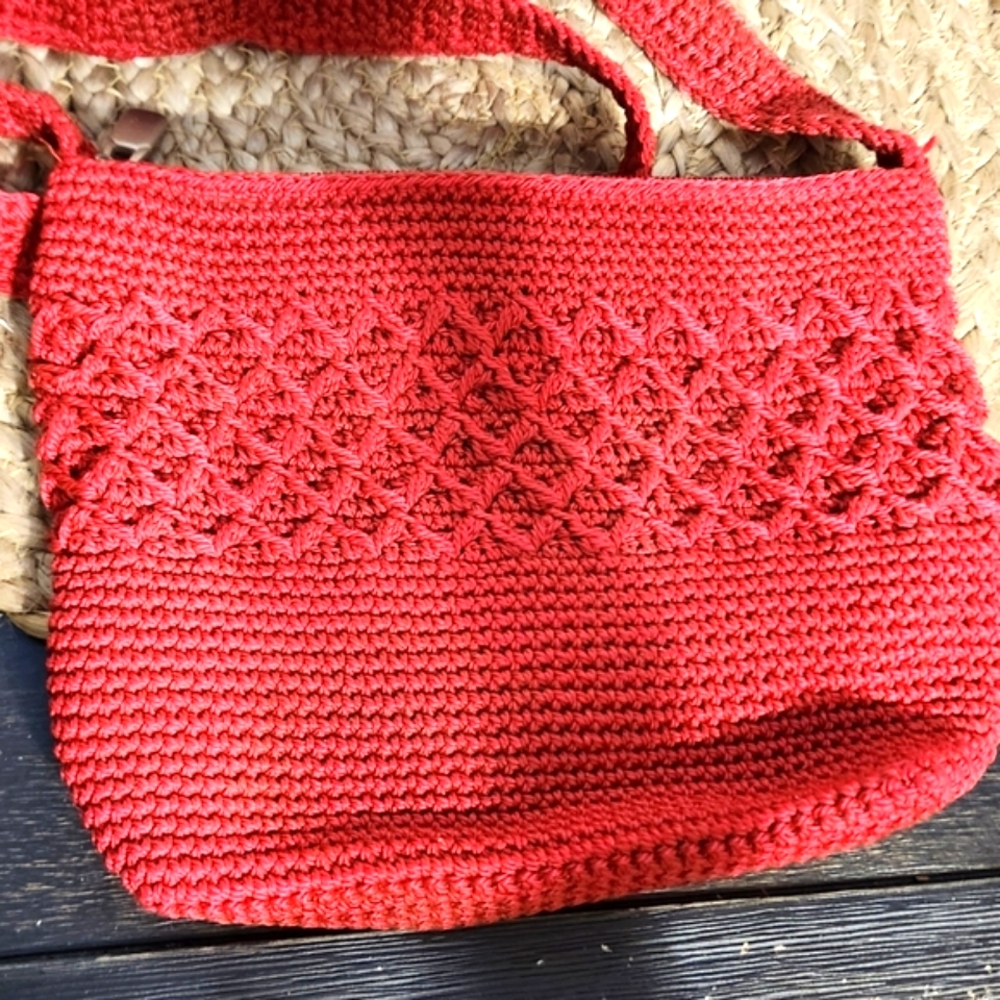 Worthington Cross Body Red Crocheted   Purse (Small) - Picture 2 of 5